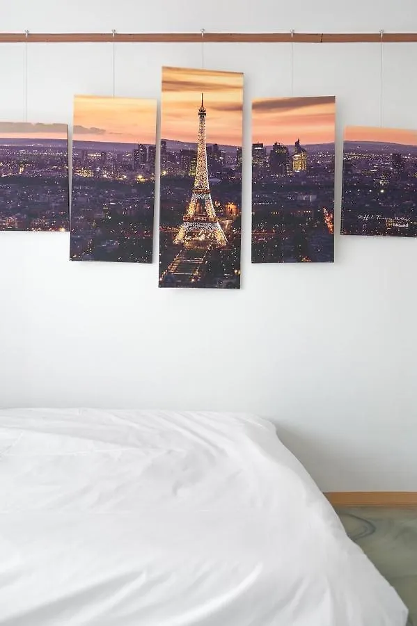 Hapjeong Station Exit7 Each Room, Living Room, Air Conditioning Modern House Seoul Villa