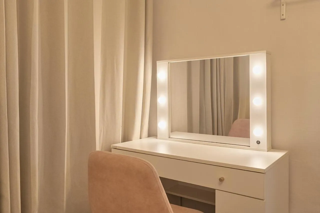 Hapjeong Station Exit7 Each Room, Living Room, Air Conditioning Modern House Seoul 0*,  South Korea