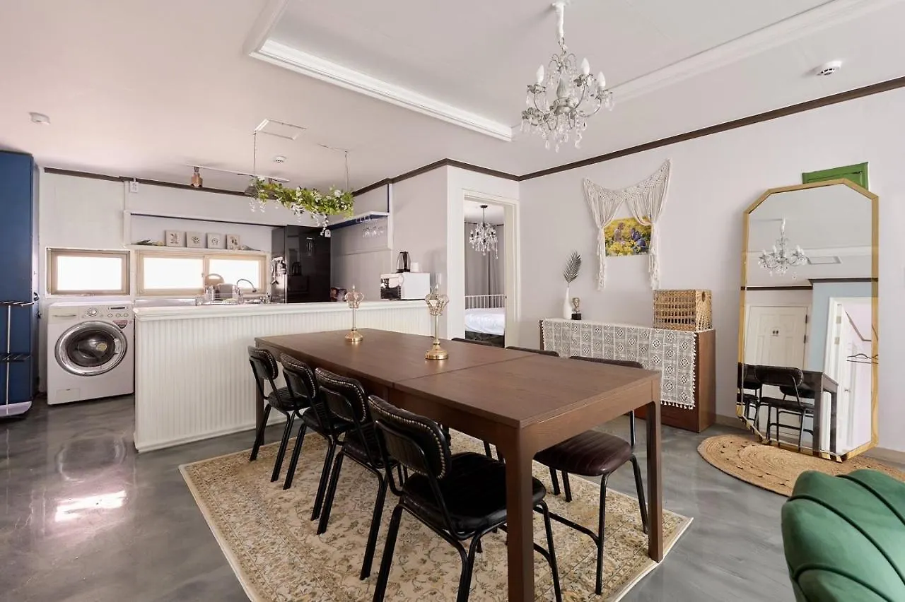 Hapjeong Station Exit7 Each Room, Living Room, Air Conditioning Modern House location