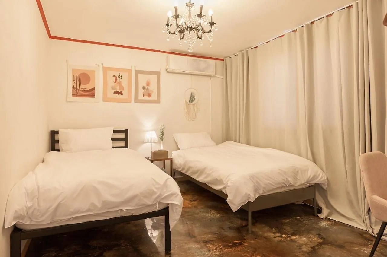 Hapjeong Station Exit7 Each Room, Living Room, Air Conditioning Modern House Seoul 0*,