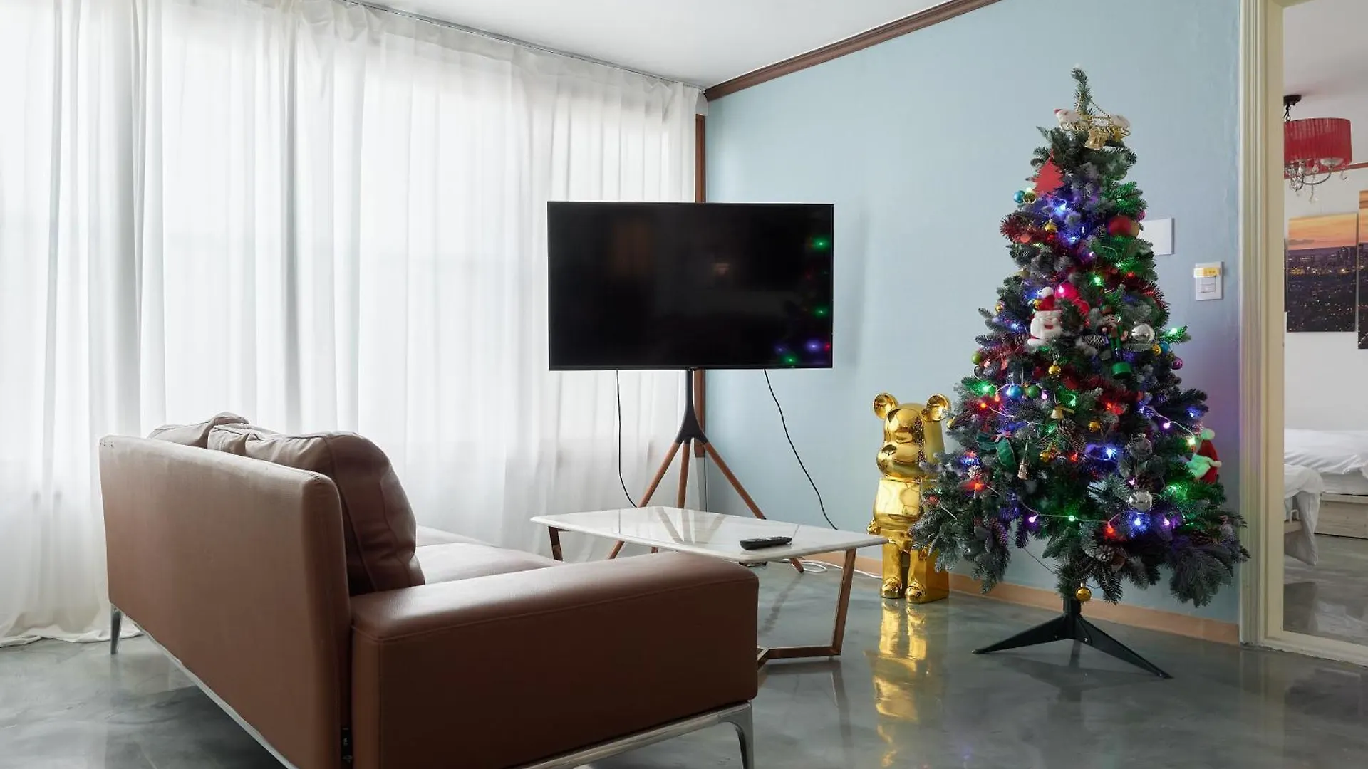 Hapjeong Station Exit7 Each Room, Living Room, Air Conditioning Modern House Seoul South Korea